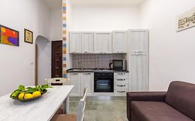 Gelso Complex Studios And Flat By Napoliapartments