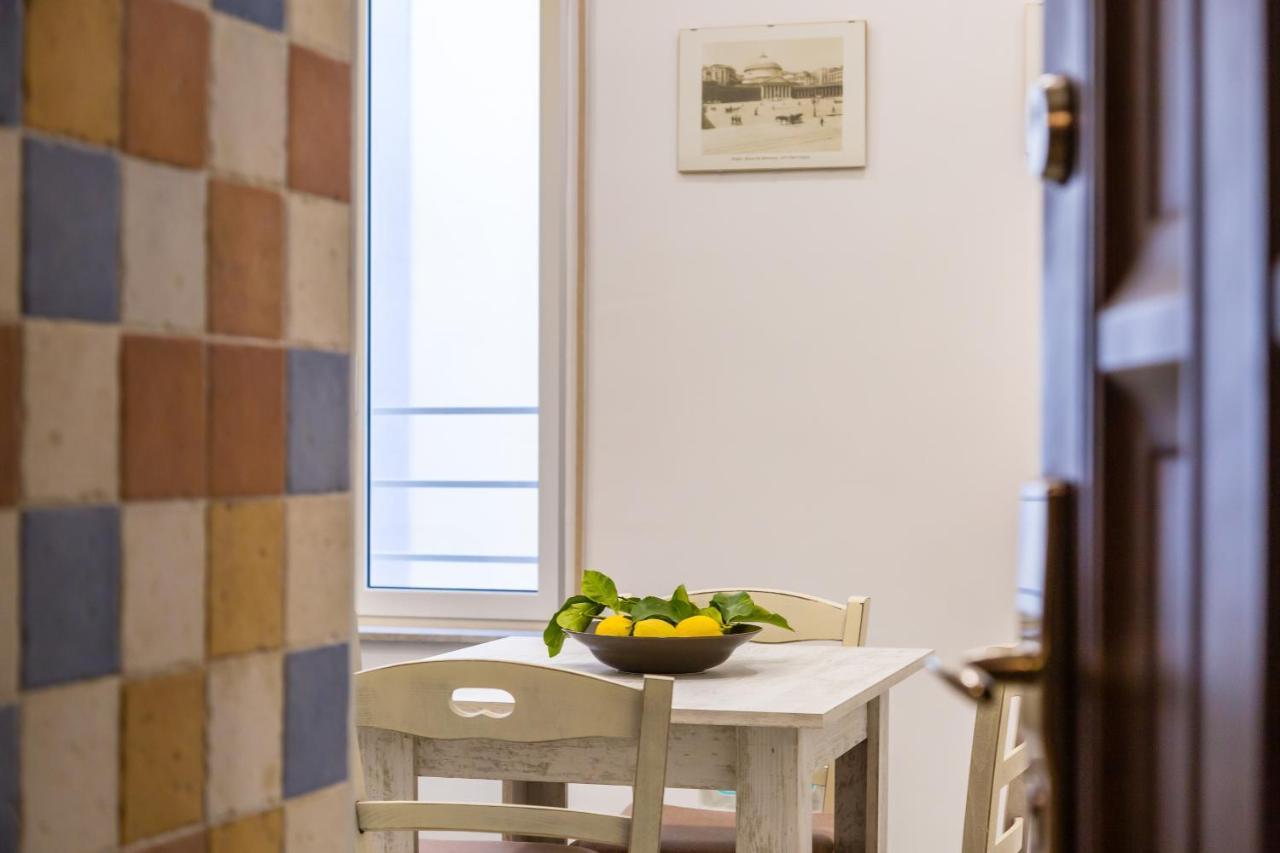 Gelso Complex Studios And Flat By Napoliapartments Esterno foto