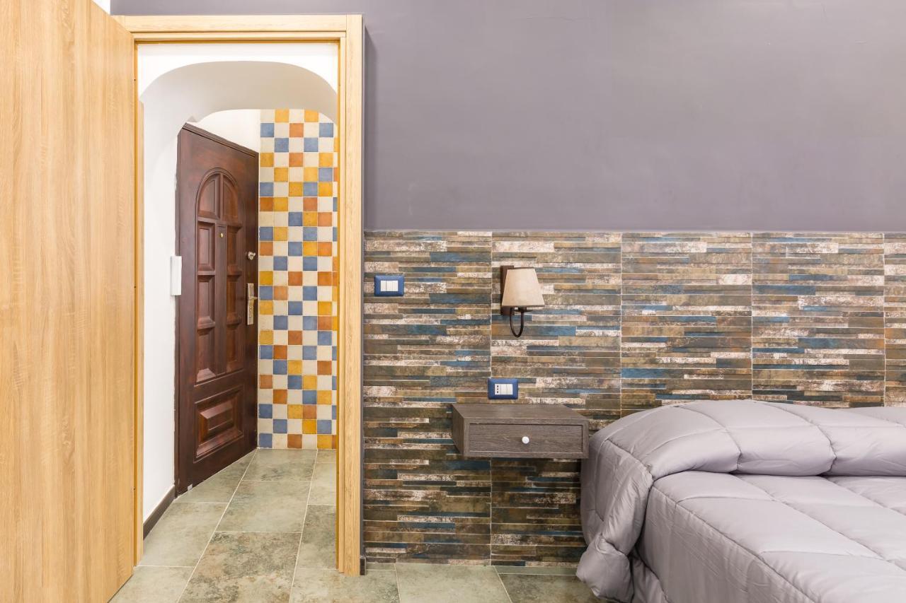 Gelso Complex Studios And Flat By Napoliapartments Esterno foto