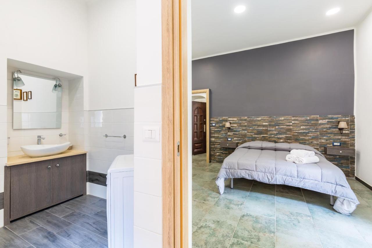 Gelso Complex Studios And Flat By Napoliapartments Esterno foto